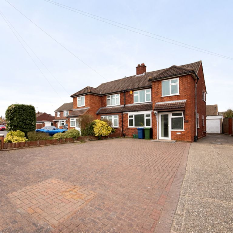 Property photo 1 of 13 Front