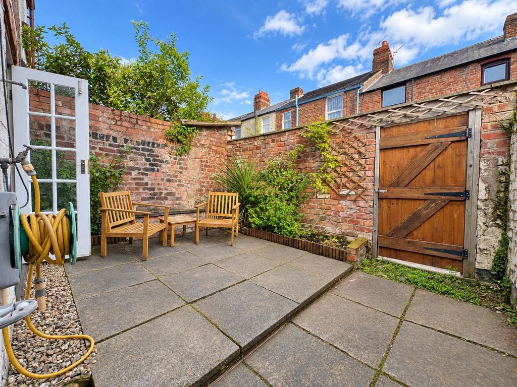 Property photo 3 of 13