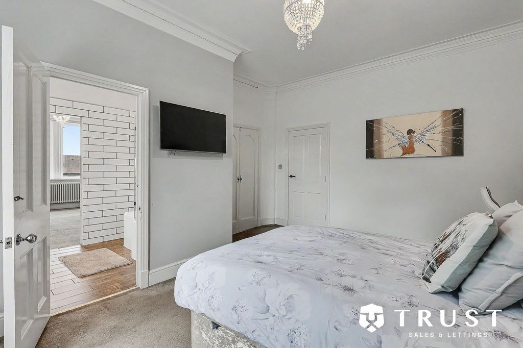 Additional image 55 of 6 bed detached house for saleStation Lane, Birkenshaw BD11