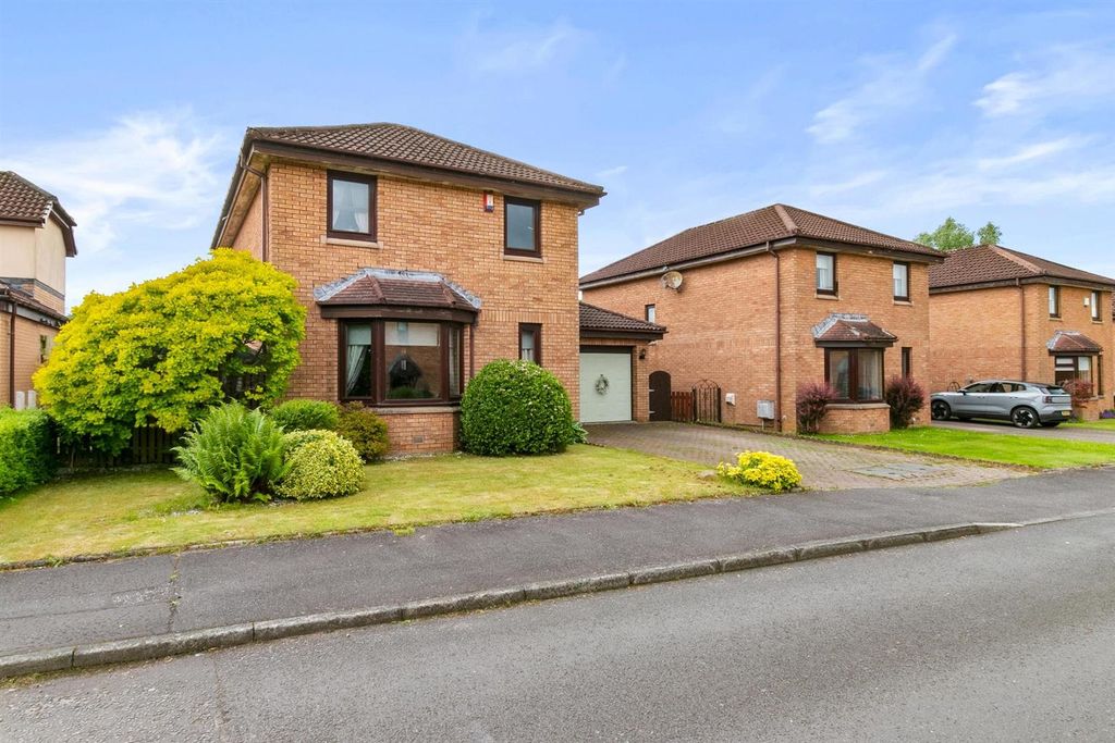 Property photo 1 of 36