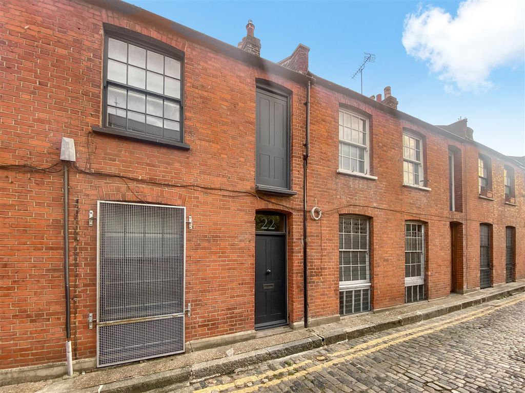 Property photo 2 of 15