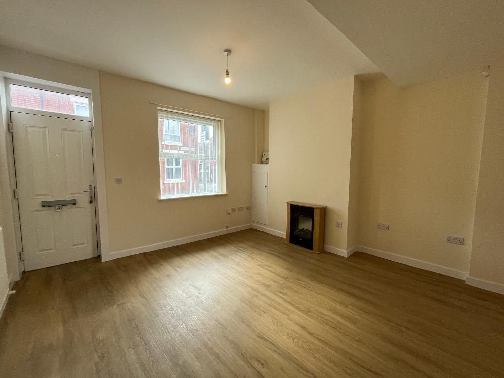 Property photo 2 of 7 Photo 2