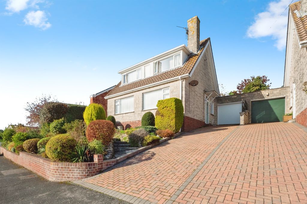 Property photo 1 of 21