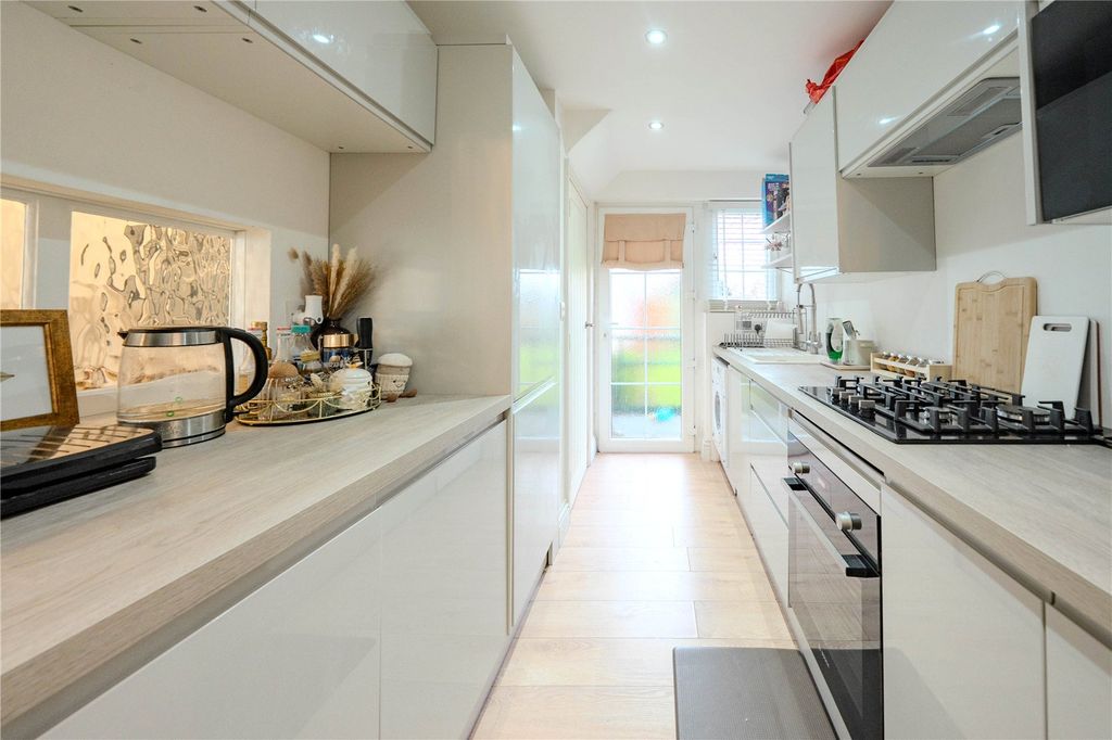 Property photo 2 of 14 Picture No. 03