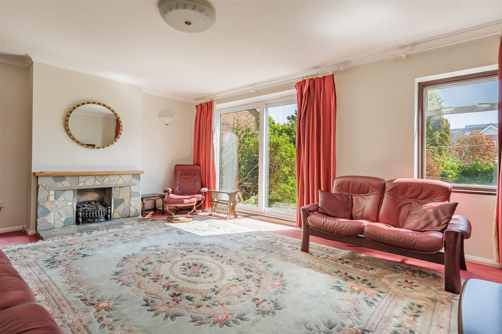 Property photo 2 of 25 The Walnuts (8).Jpg