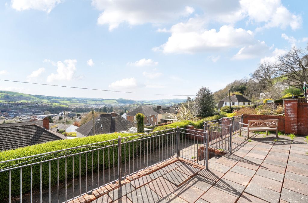 Additional image 15 of 3 bed bungalow for saleBryn Close, Newtown, Powys SY16