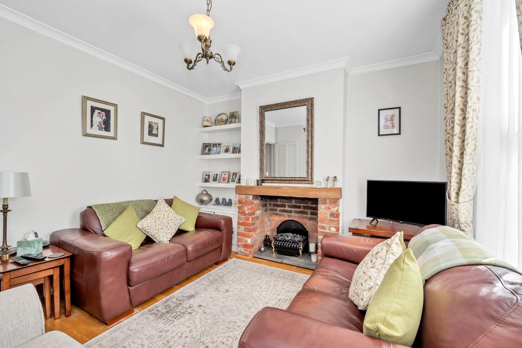 Property photo 3 of 22 Sitting Room
