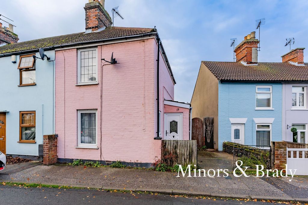 Property photo 1 of 10