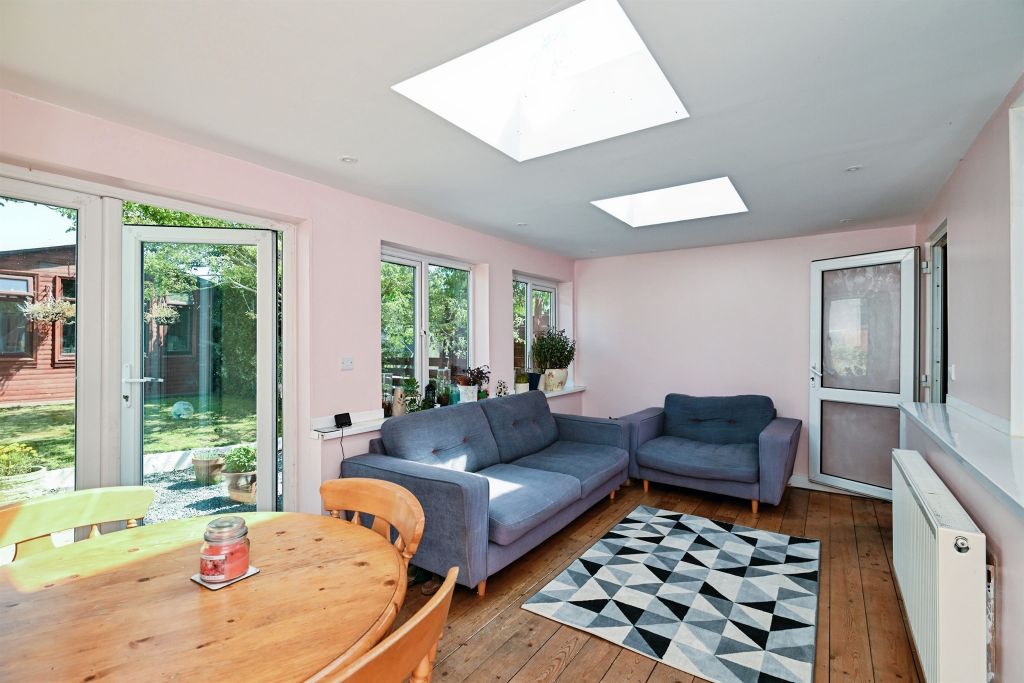 Property photo 2 of 17