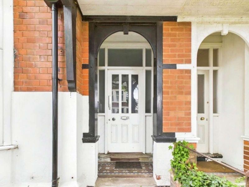 Property photo 2 of 14