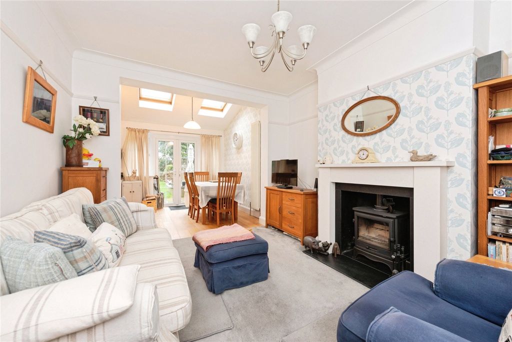 Property photo 3 of 21 Rear Reception