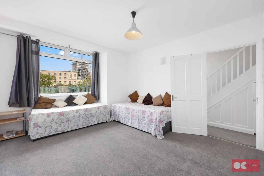 Property photo 1 of 19 Levi4914.Jpg