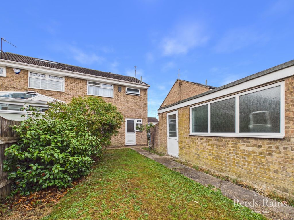 Property photo 3 of 17 Rear Garden
