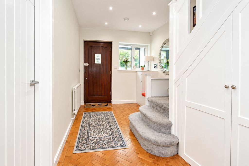 Property photo 3 of 29 Hall B.Png