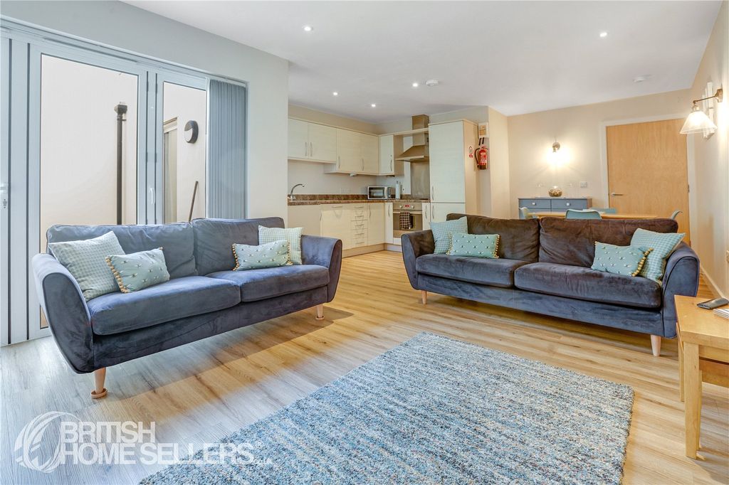 Property photo 2 of 15 Picture No. 06