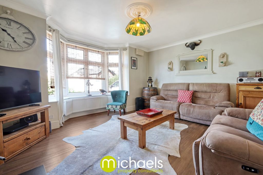 Property photo 3 of 45