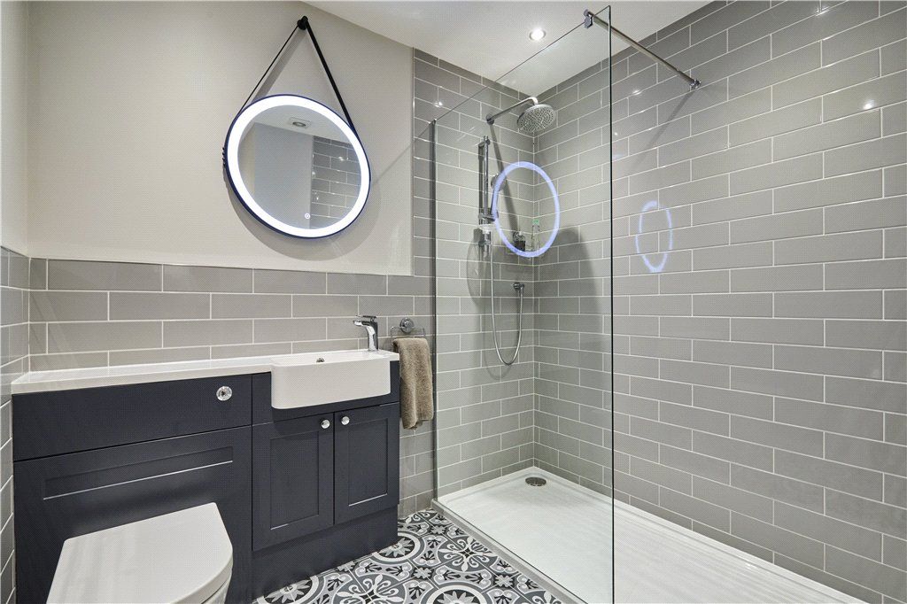 Additional image 11 of 2 bed flat for saleMiddleton Avenue, Ilkley, West Yorkshire LS29
