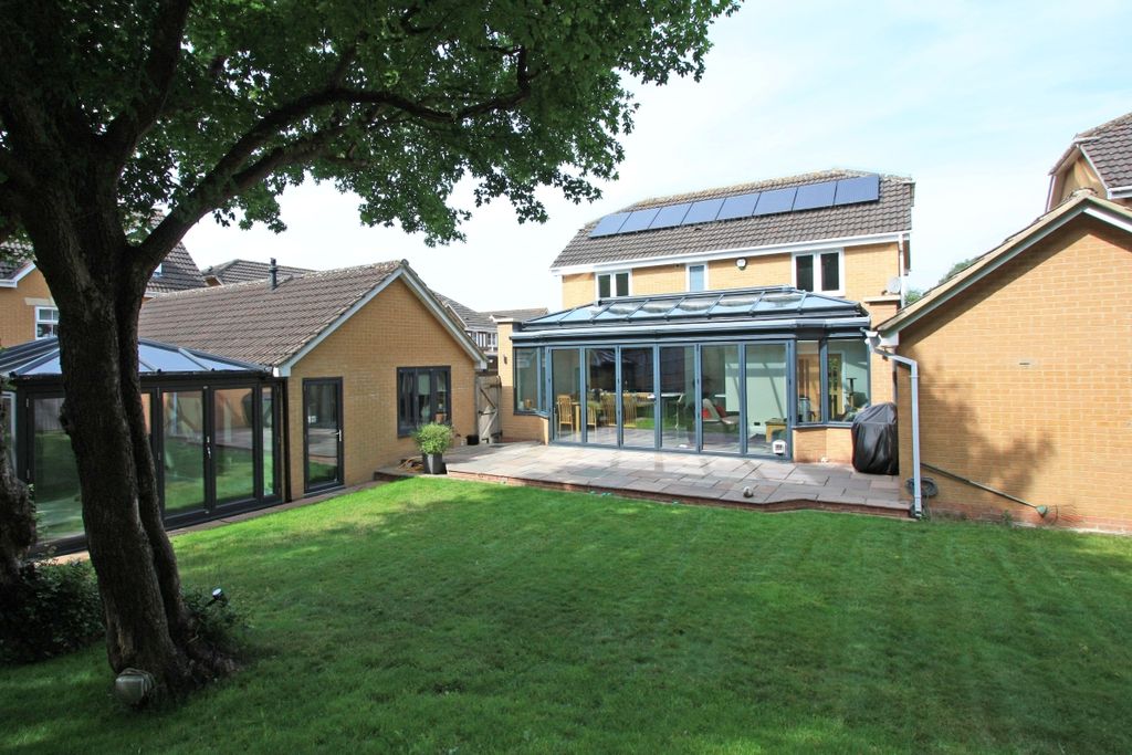 Property photo 2 of 16