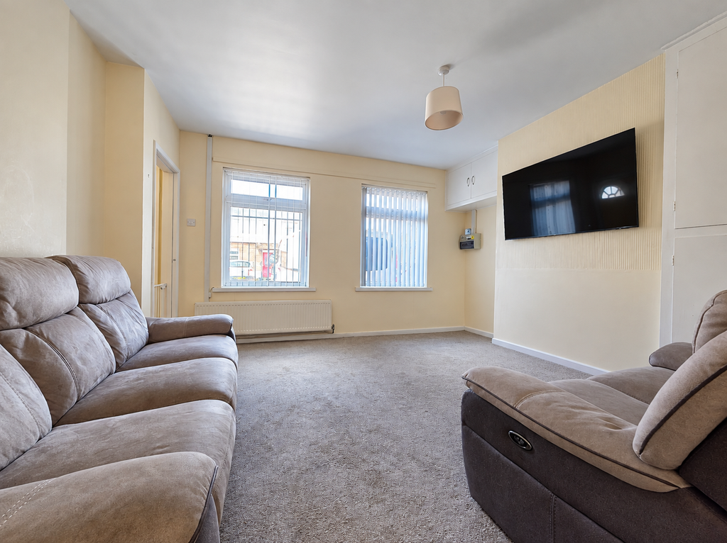 Property photo 2 of 12
