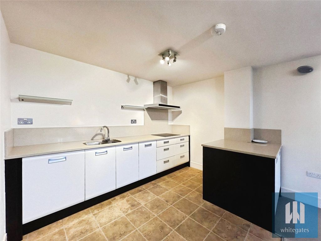 Property photo 3 of 18 Picture No. 17