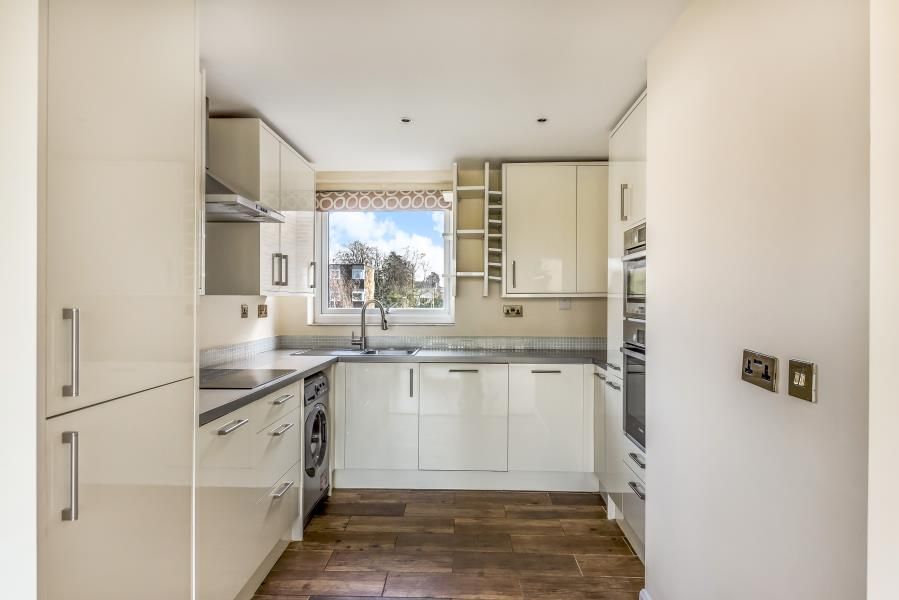 Property photo 1 of 9