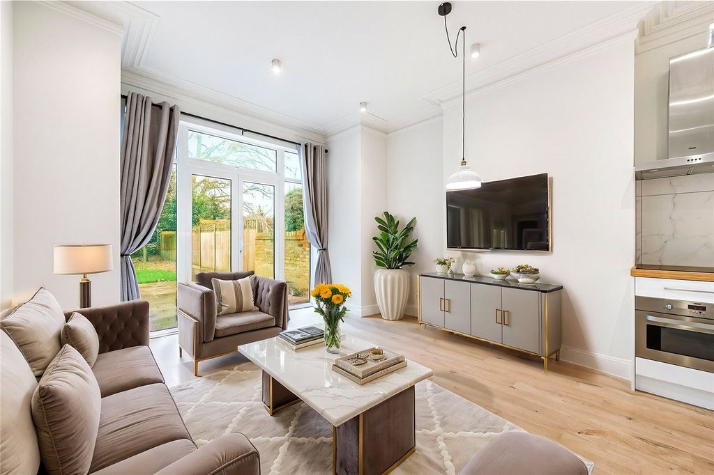 Property photo 1 of 18 Picture No. 34