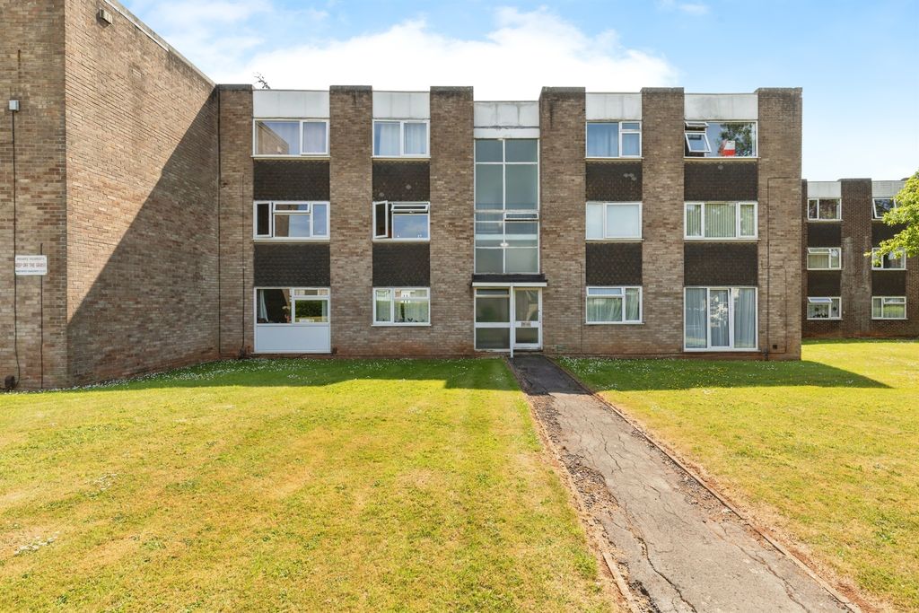 Property photo 1 of 17