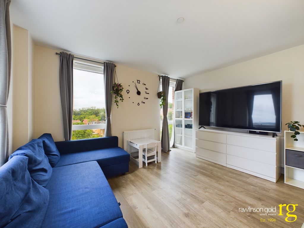 Property photo 3 of 11