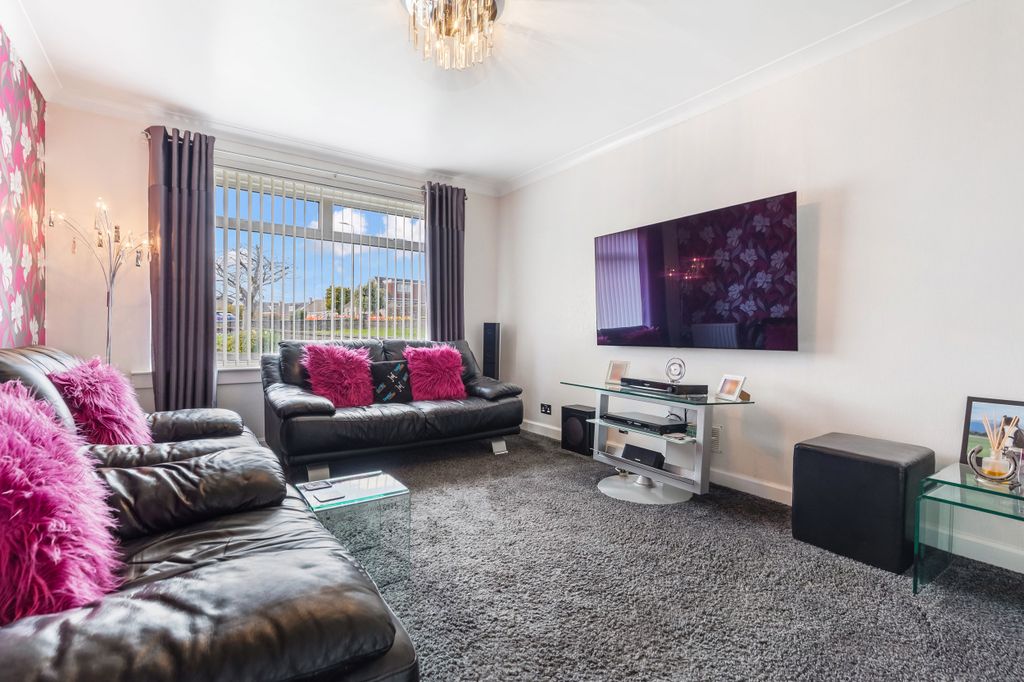 Property photo 2 of 47