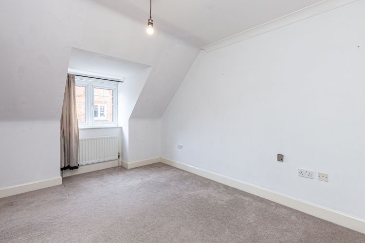 Property photo 3 of 9 261759