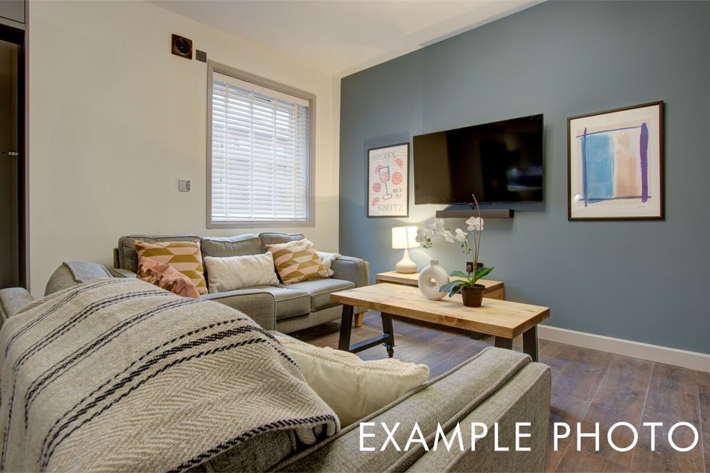 Property photo 3 of 16 Photo 2