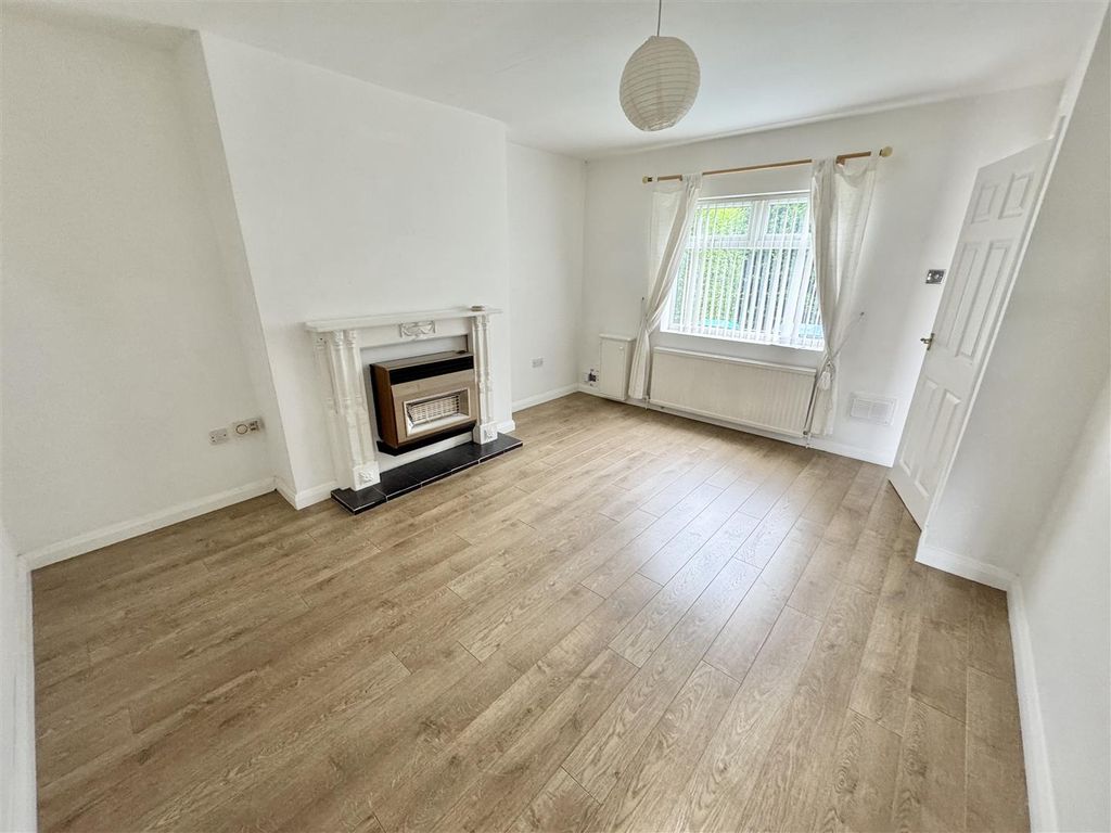 Property photo 3 of 12 Img_2666.Jpg