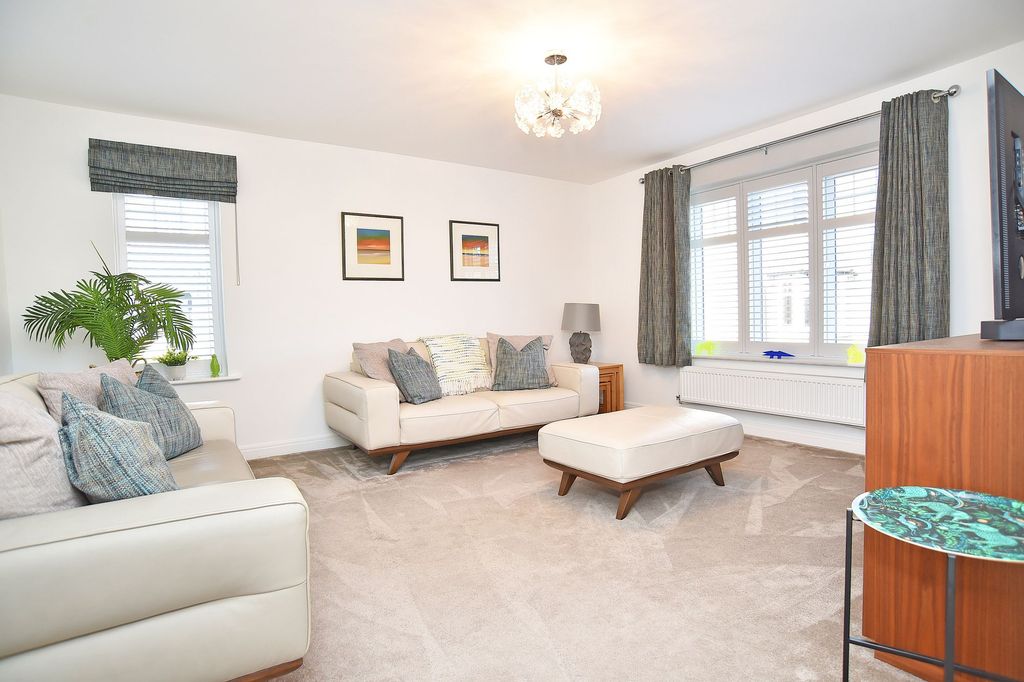 Property photo 3 of 30