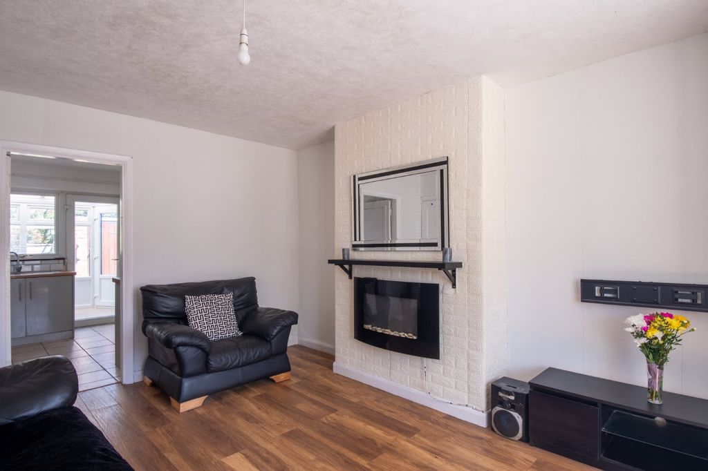 Property photo 2 of 15 Picture No. 06