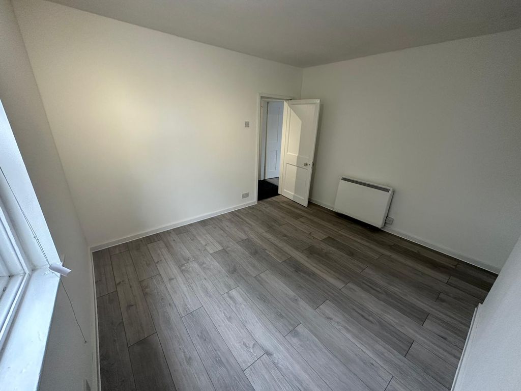 Property photo 3 of 20 Property