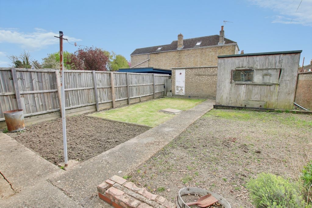 Property photo 2 of 15