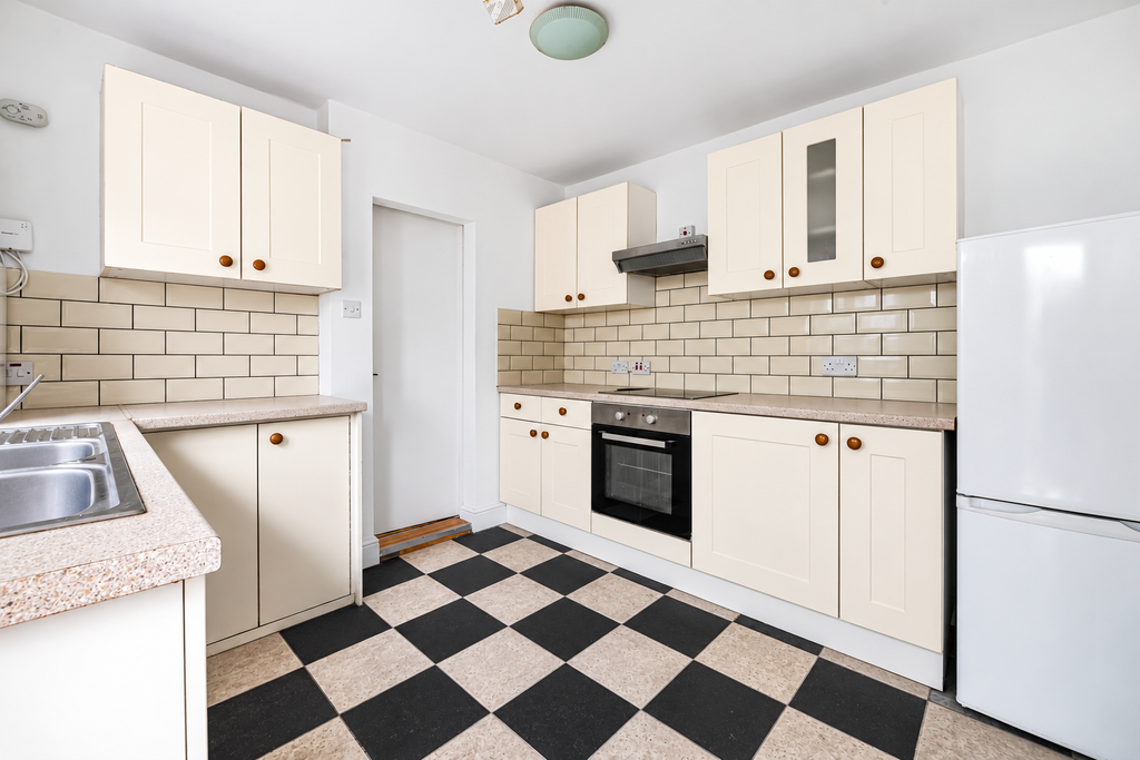 Property photo 1 of 15 Kitchen