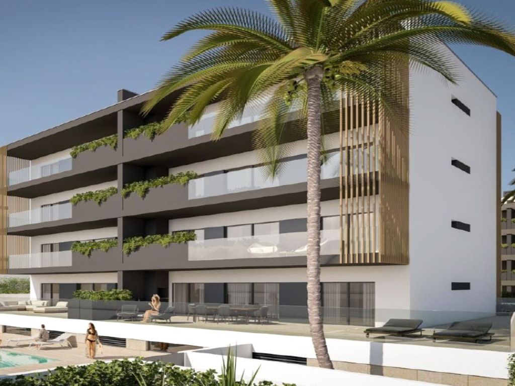 Property photo 1 of 12 Cluttons-Algarve