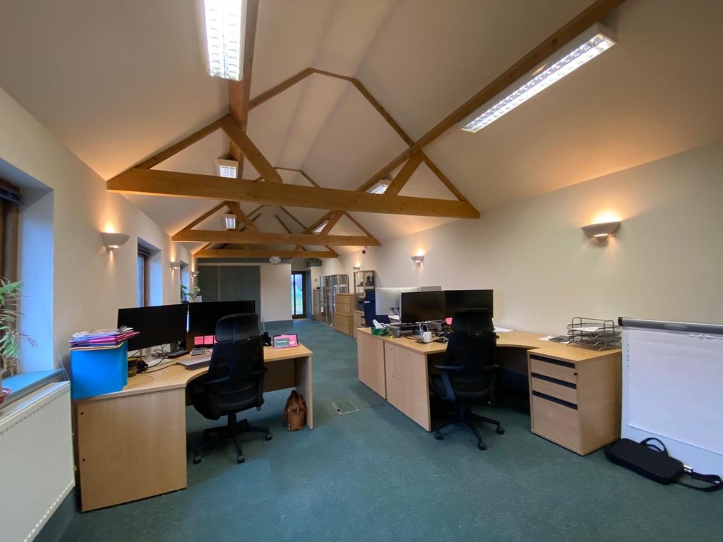 Property photo 3 of 4