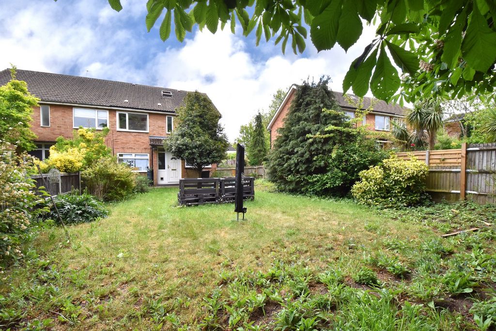 Property photo 1 of 9 5161100