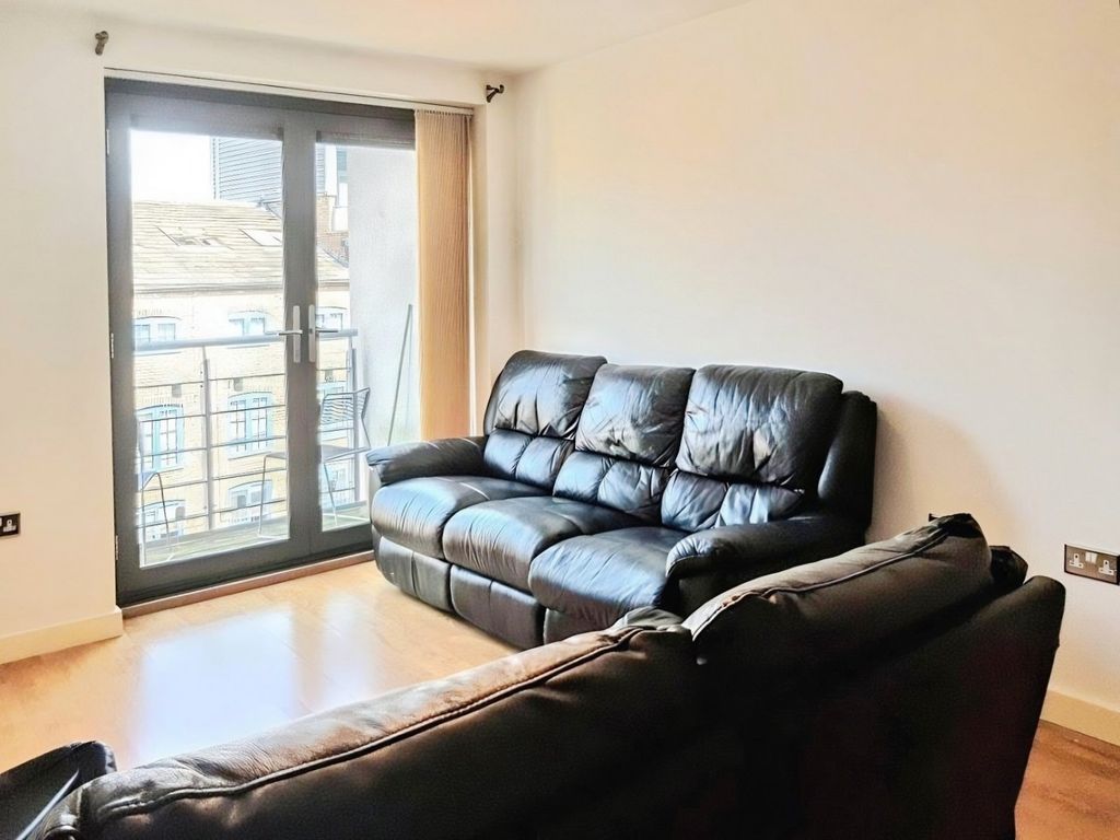 Property photo 2 of 7 Picture No. 13