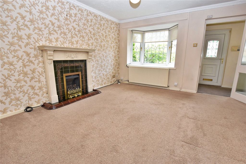 Property photo 3 of 15 Picture No. 10