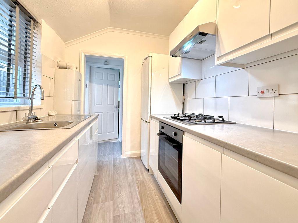 Property photo 3 of 8 Annex