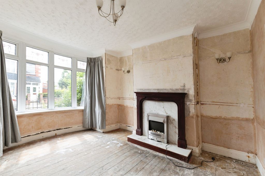 Property photo 3 of 18