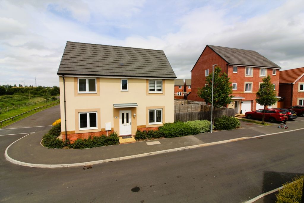 Property photo 1 of 32 Img_5068