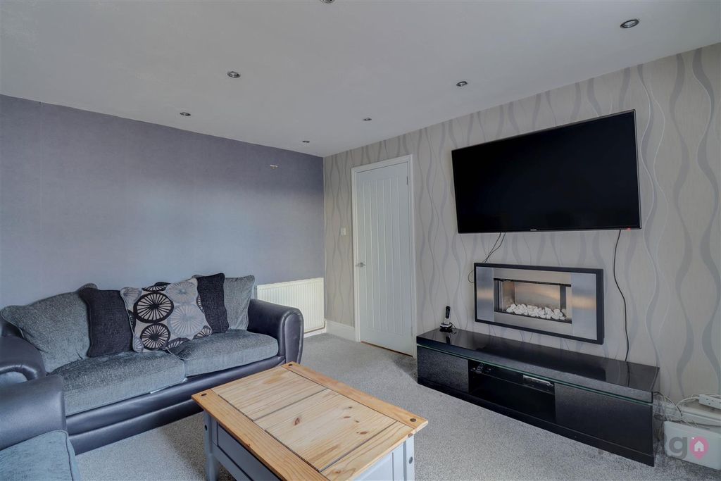 Property photo 3 of 18 Img_5106-Img_5108.Jpg