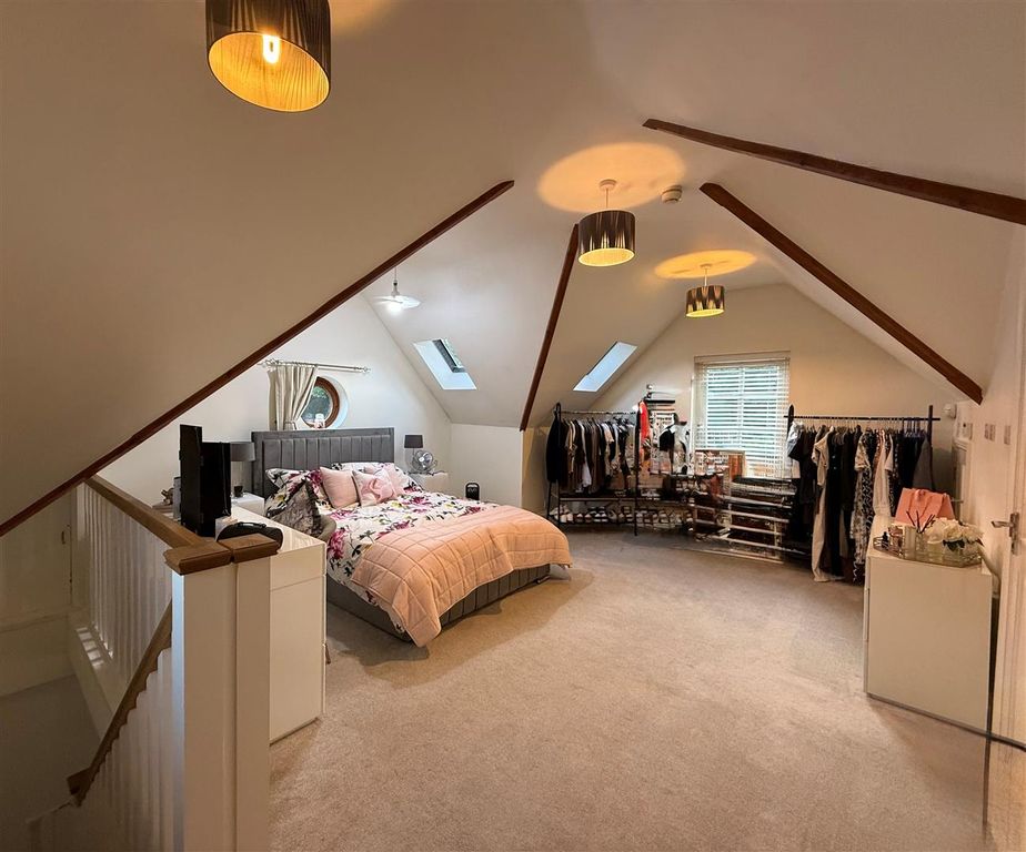 Property photo 3 of 6 Bedroom 1.Jpg