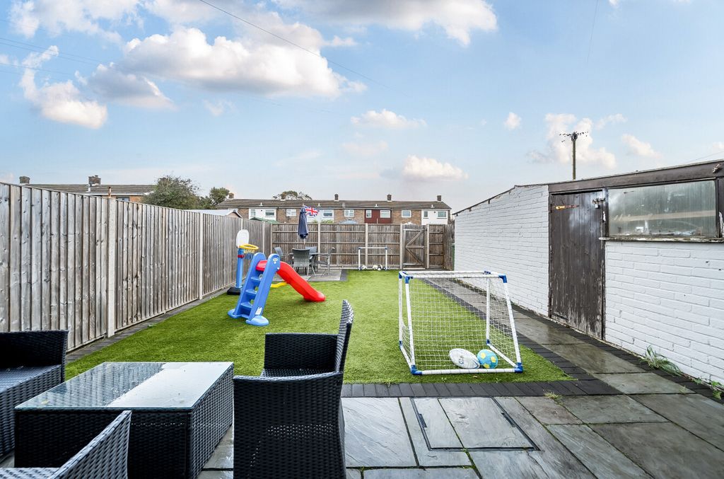 Property photo 3 of 13 1372039-21-68Fa40...