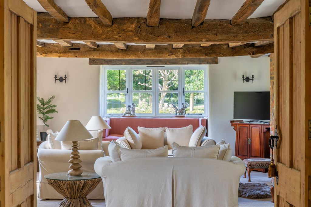 Additional image 7 of 6 bed farm for saleWotton Underwood, Buckinghamshire HP18