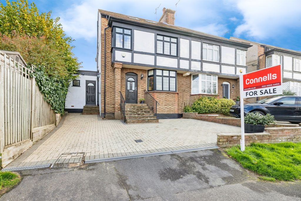 Property photo 1 of 17